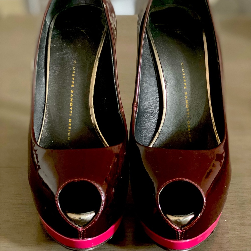 Giuseppe Zanotti platform pump size 38